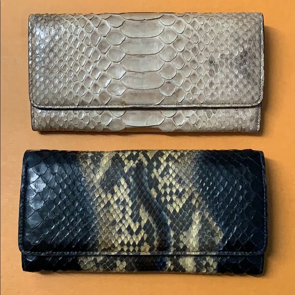 Malini Murjani Python Leather Black Beige Foldover Continental Wallet - Picture 4 of 17